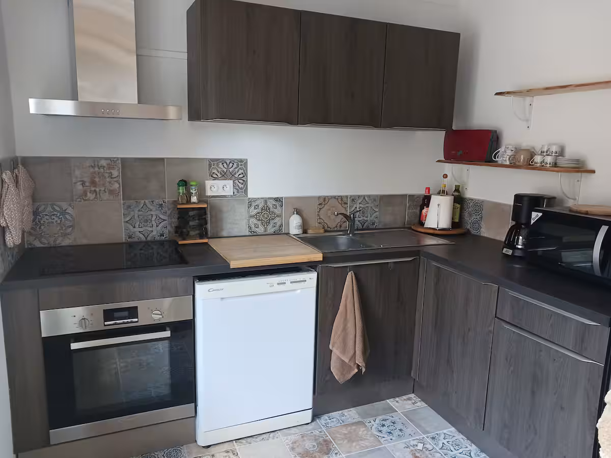 Bien en location courte durée gérée par la Conciergerie Morbihan Questembert Alchwez. Nous faisons la gestion complète du logement, ménage, remise des clés, état des lieux, gestion des arrivées et des départs des voyageurs Bien en location courte durée gérée par la Conciergerie Morbihan Questembert Alchwez. Nous faisons la gestion complète du logement, ménage, remise des clés, état des lieux, gestion des arrivées et des départs des voyageurs